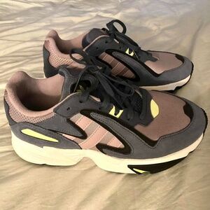 adidas sneakers youth 4.5